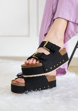 Load image into Gallery viewer, NINA DOUBLE BUCKLE BANDS SANDAL