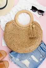 Load image into Gallery viewer, Straw Tassel O-Ring Tote

