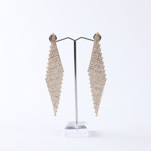 Load image into Gallery viewer, RHOMBUS DANGLE EARRING

